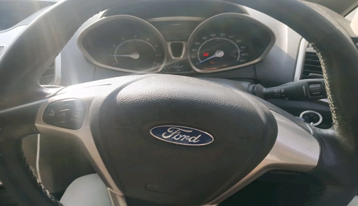 2015 Ford Ecosport TITANIUM 1.5L PETROL, CNG, Manual, 1,28,606 km, interior