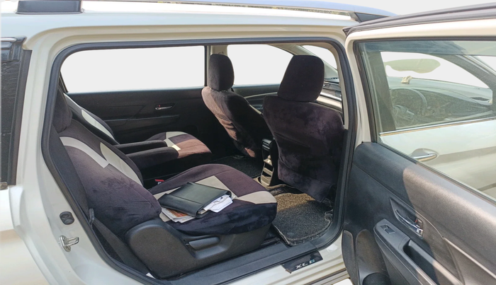 2021 Maruti XL6 ZETA AT, Petrol, Automatic, 1,18,517 km, interior