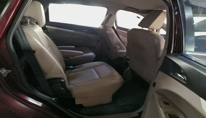 2018 Mahindra MARAZZO M8 7 STR, Diesel, Manual, 1,58,204 km, interior