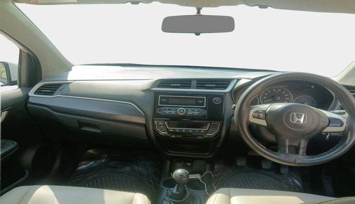 2016 Honda BR-V 1.5L I-VTEC S, Petrol, Manual, 1,50,880 km, interior