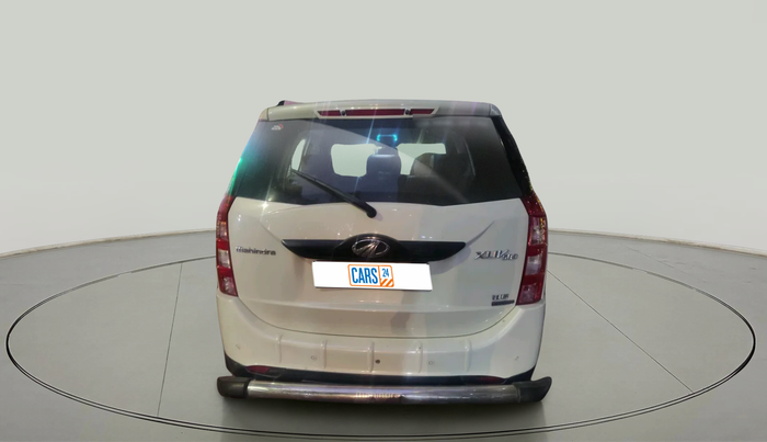 2016 Mahindra XUV500 W6 AT, Diesel, Automatic, 1,12,318 km, exterior
