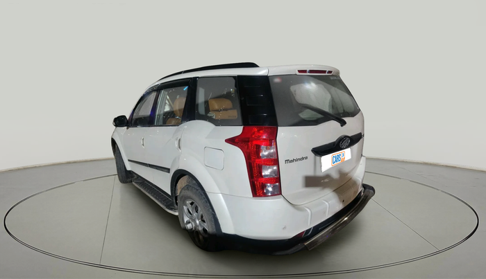 2016 Mahindra XUV500 W6 AT, Diesel, Automatic, 1,12,318 km, exterior