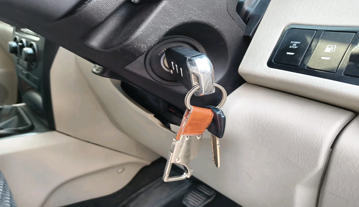 2019 Mahindra Scorpio S5, Diesel, Manual, 96,692 km, interior