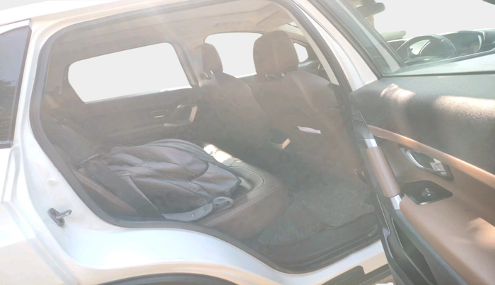 2021 Tata Harrier XZA PLUS 2.0L, Diesel, Automatic, 88,636 km, interior