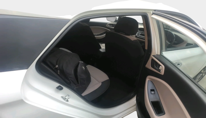 2014 Hyundai i20 ASTA 1.2, Petrol, Manual, 16,799 km, interior