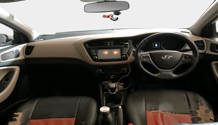 2016 Hyundai Elite i20 ASTA 1.2 (O), Petrol, Manual, 1,41,768 km, interior