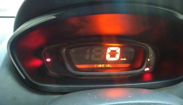 2015 Renault Kwid RXT 0.8 (O), Petrol, Manual, 1,18,012 km, interior