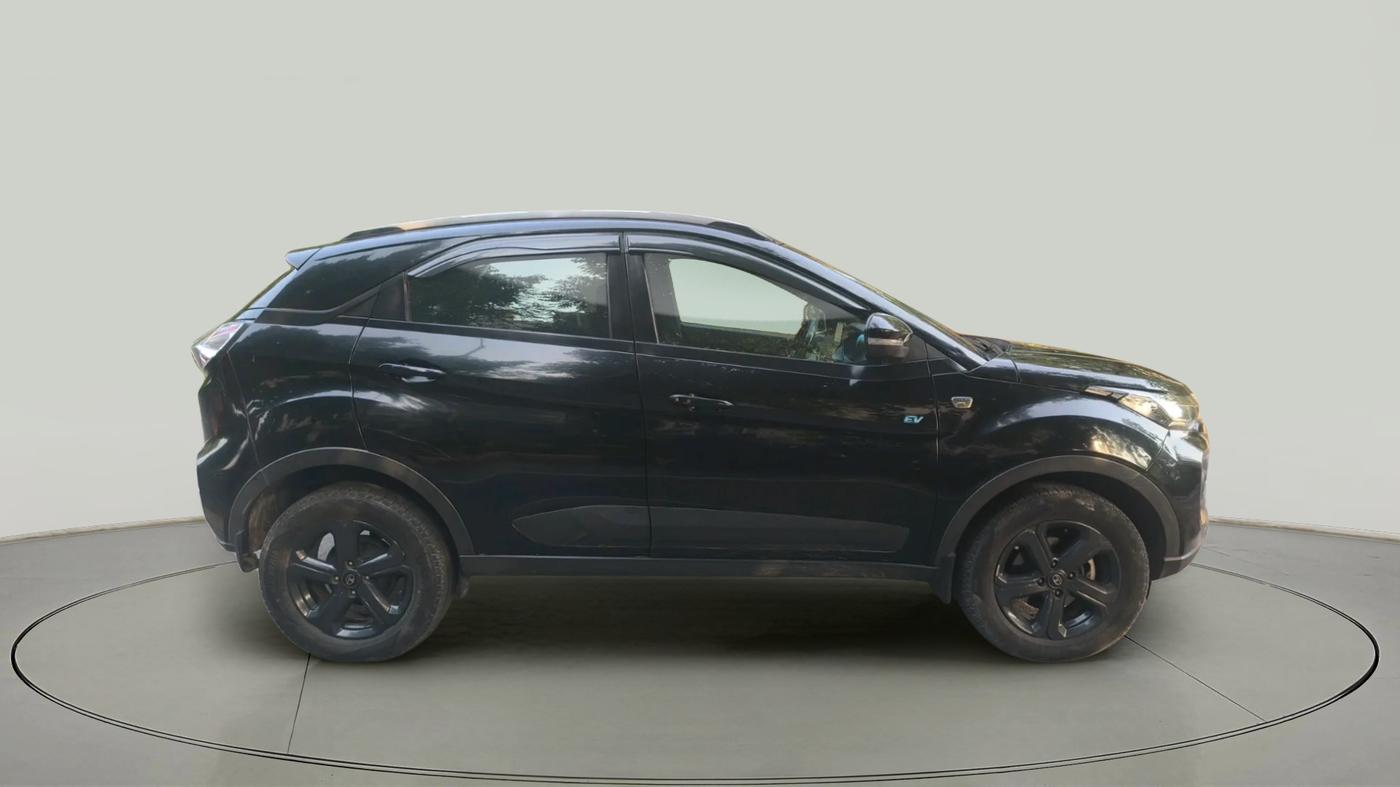 2022 Tata NEXON EV XZ PLUS DARK EDITION, Electric, Automatic, 95,935 km, exterior