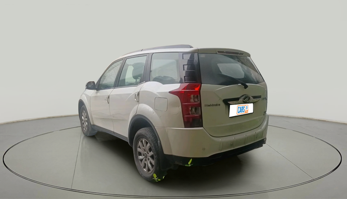 2017 Mahindra XUV500 W10 AT, Diesel, Automatic, 1,13,601 km, exterior