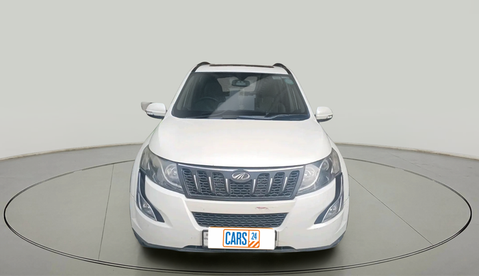 2017 Mahindra XUV500 W10 AT, Diesel, Automatic, 1,13,601 km, exterior