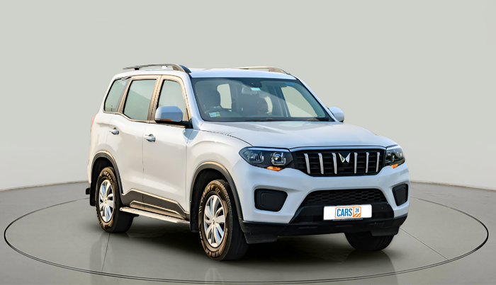 2024 Mahindra SCORPIO-N Z4 DIESEL MT 2WD 7 STR, Diesel, Manual, 31,418 km, exterior