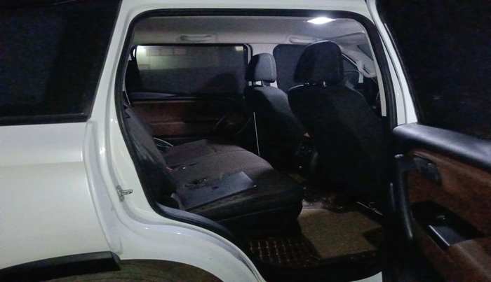 2024 Mahindra SCORPIO-N Z4 DIESEL MT 2WD 7 STR, Diesel, Manual, 31,418 km, interior