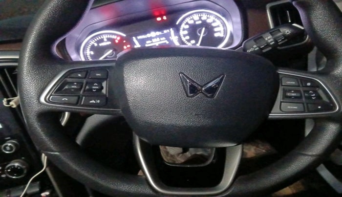 2024 Mahindra SCORPIO-N Z4 DIESEL MT 2WD 7 STR, Diesel, Manual, 31,418 km, interior