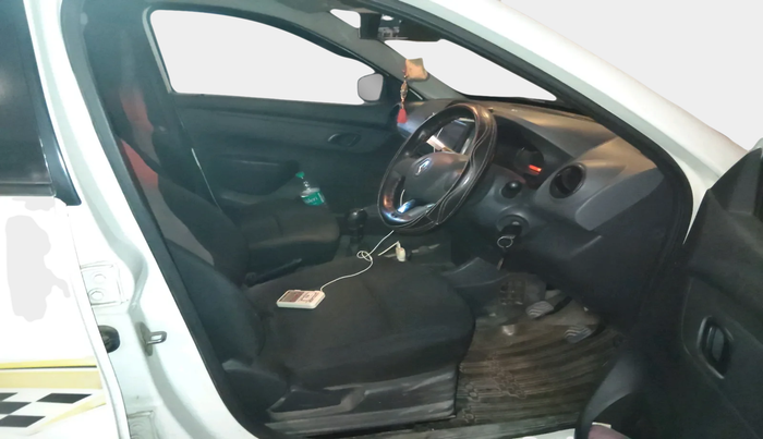 2016 Renault Kwid RXT 0.8, Petrol, Manual, 58,447 km, interior
