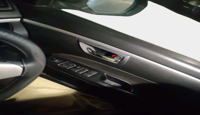 2012 Maruti Swift VXI, Petrol, Manual, 89,140 km, interior