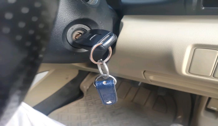 2011 Honda City 1.5L I-VTEC V MT, Petrol, Manual, 1,42,221 km, interior