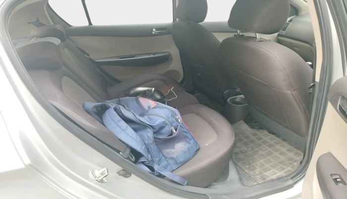 2013 Hyundai i20 SPORTZ 1.2, Petrol, Manual, 58,842 km, interior