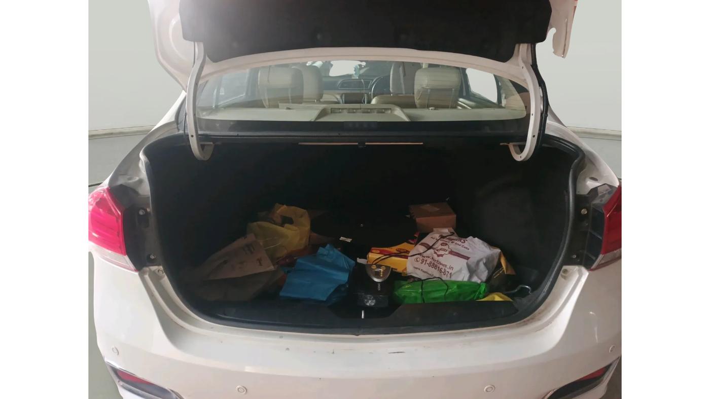2022 Maruti Ciaz ALPHA  AT 1.5 SHVS PETROL, Petrol, Automatic, 45,303 km, exterior