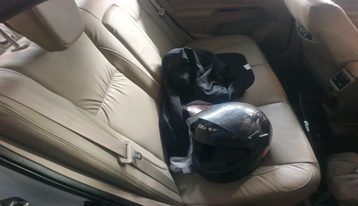 2022 Maruti Ciaz ALPHA  AT 1.5 SHVS PETROL, Petrol, Automatic, 45,303 km, interior