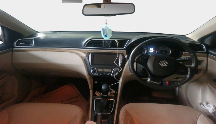 2022 Maruti Ciaz ALPHA  AT 1.5 SHVS PETROL, Petrol, Automatic, 45,303 km, interior