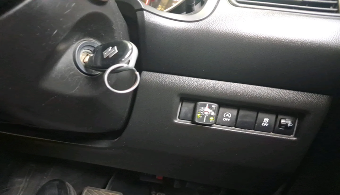 2022 Maruti Swift VXI AMT, Petrol, Automatic, 67,433 km, interior