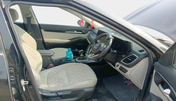 2023 KIA SELTOS HTX PETROL 1.5, Petrol, Manual, 67,527 km, interior
