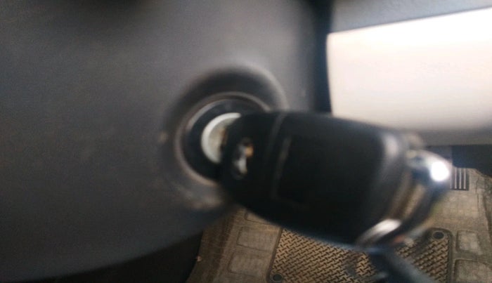 2021 Hyundai AURA S 1.2 CNG, Petrol, Manual, 1,21,358 km, interior