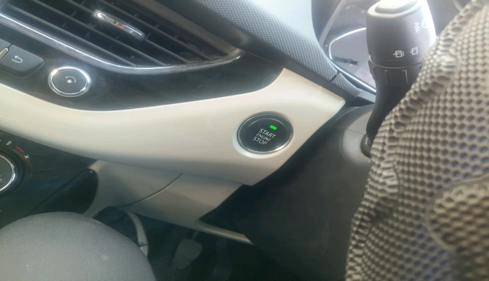 2021 Tata NEXON XZ PLUS SUNROOF PETROL DUAL TONE, Petrol, Manual, 56,257 km, interior
