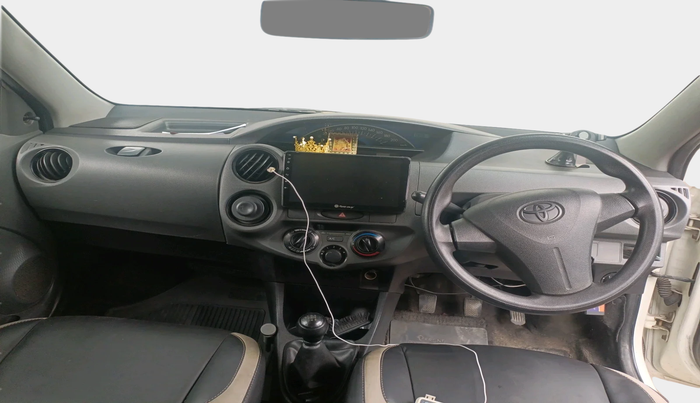 2013 Toyota Etios G, Petrol, Manual, 1,54,246 km, interior