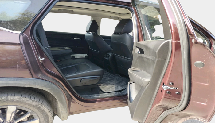 2019 MG HECTOR SHARP 2.0 DIESEL, Diesel, Manual, 1,06,853 km, interior