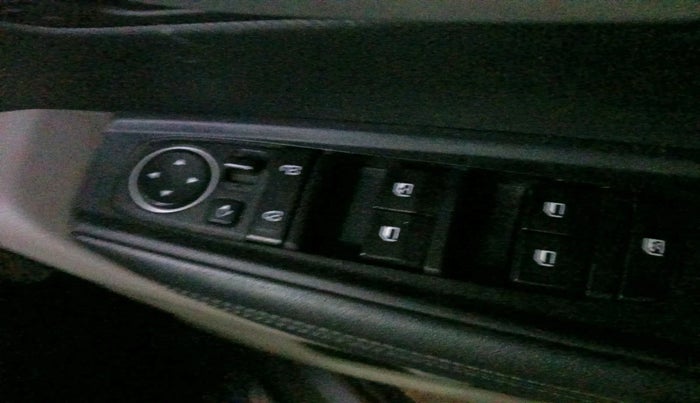 2021 KIA SONET HTX 1.0 IMT, Petrol, Manual, 35,050 km, interior