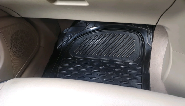 2015 Maruti Swift Dzire VXI, Petrol, Manual, 36,628 km, interior