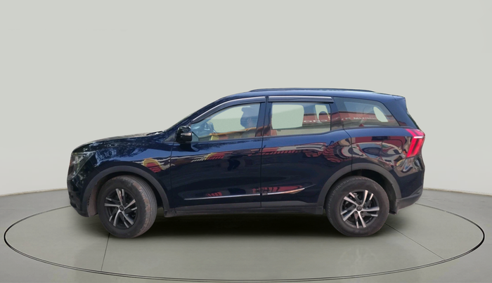 2022 Mahindra XUV700 MX D MT 5 STR, Diesel, Manual, 65,052 km, exterior