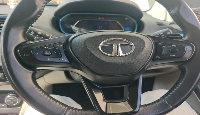 2023 Tata TIAGO EV XZ PLUS TECH LUX LONG RANGE, Electric, Automatic, 66,225 km, interior