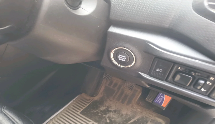 2021 Maruti Vitara Brezza ZXI, Petrol, Manual, 46,268 km, interior