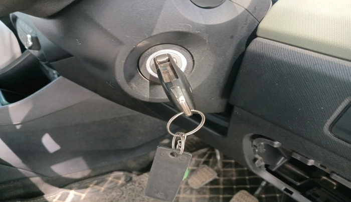 2023 Tata PUNCH ADVENTURE MT CNG , Petrol, Manual, 17,349 km, interior