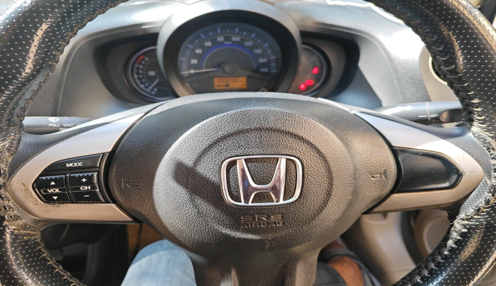 2015 Honda Amaze 1.2L I-VTEC VX, Petrol, Manual, 1,00,690 km, interior