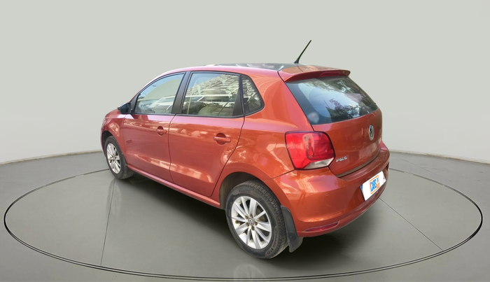 2015 Volkswagen Polo HIGHLINE1.2L, Petrol, Manual, 1,06,046 km, exterior