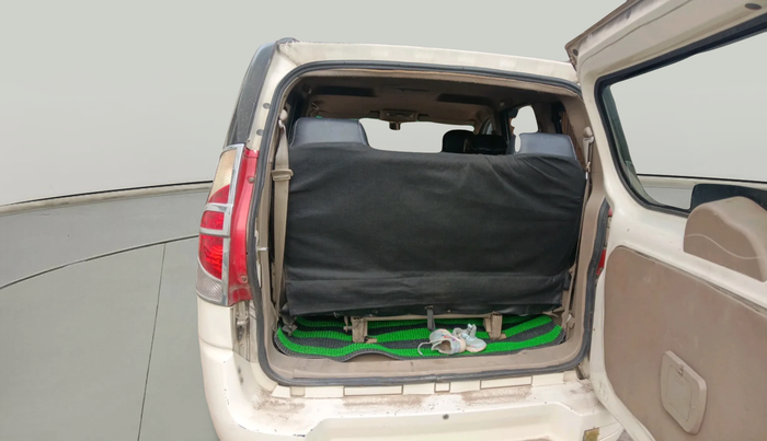 2017 Mahindra Xylo D4, Diesel, Manual, 99,278 km, exterior