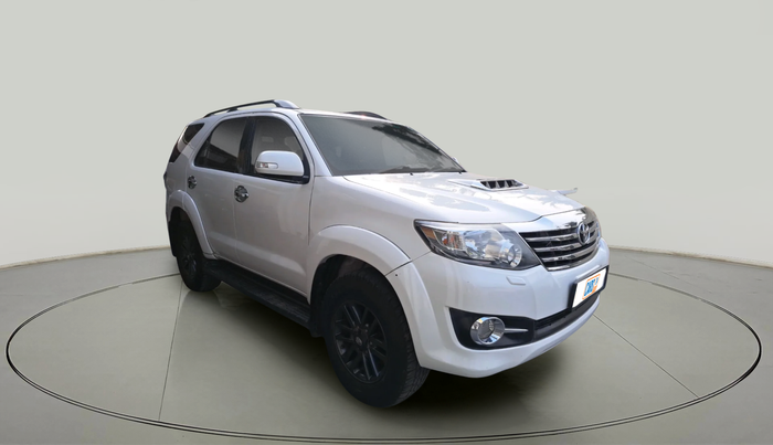 2016 Toyota Fortuner 3.0 4X2 MT, Diesel, Manual, 88,473 km, exterior