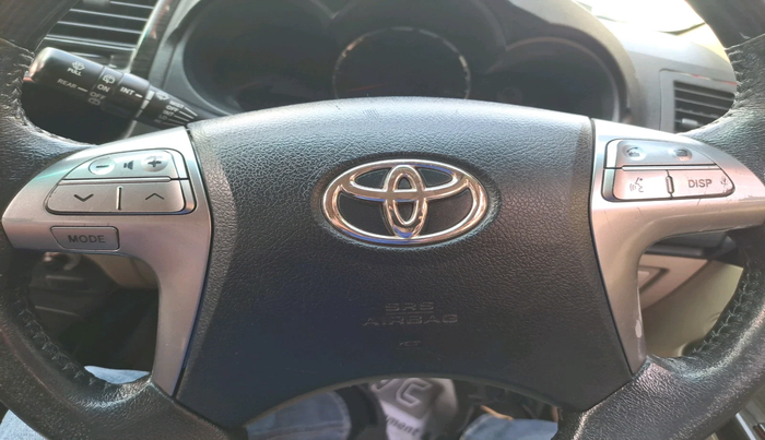 2016 Toyota Fortuner 3.0 4X2 MT, Diesel, Manual, 88,473 km, interior