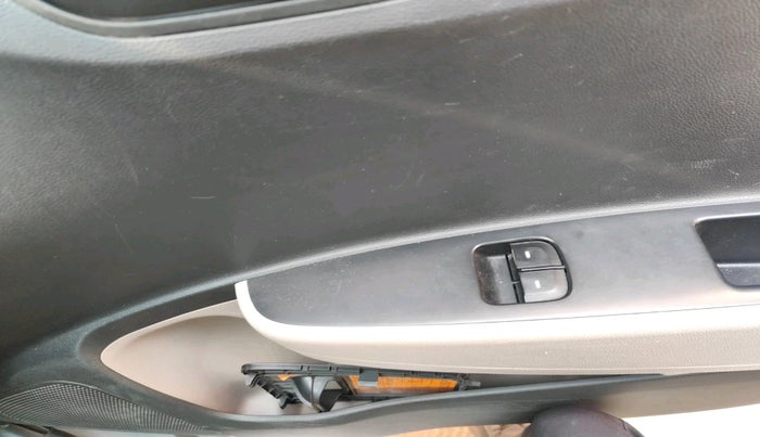 2014 Hyundai Xcent BASE 1.2, Petrol, Manual, 45,420 km, interior