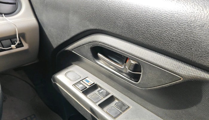 2021 Maruti New Wagon-R LXI CNG (O) 1.0, Petrol, Manual, 68,163 km, interior