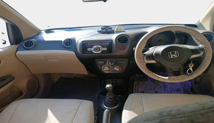 2013 Honda Amaze 1.5L I-DTEC S, Diesel, Manual, 1,53,279 km, interior