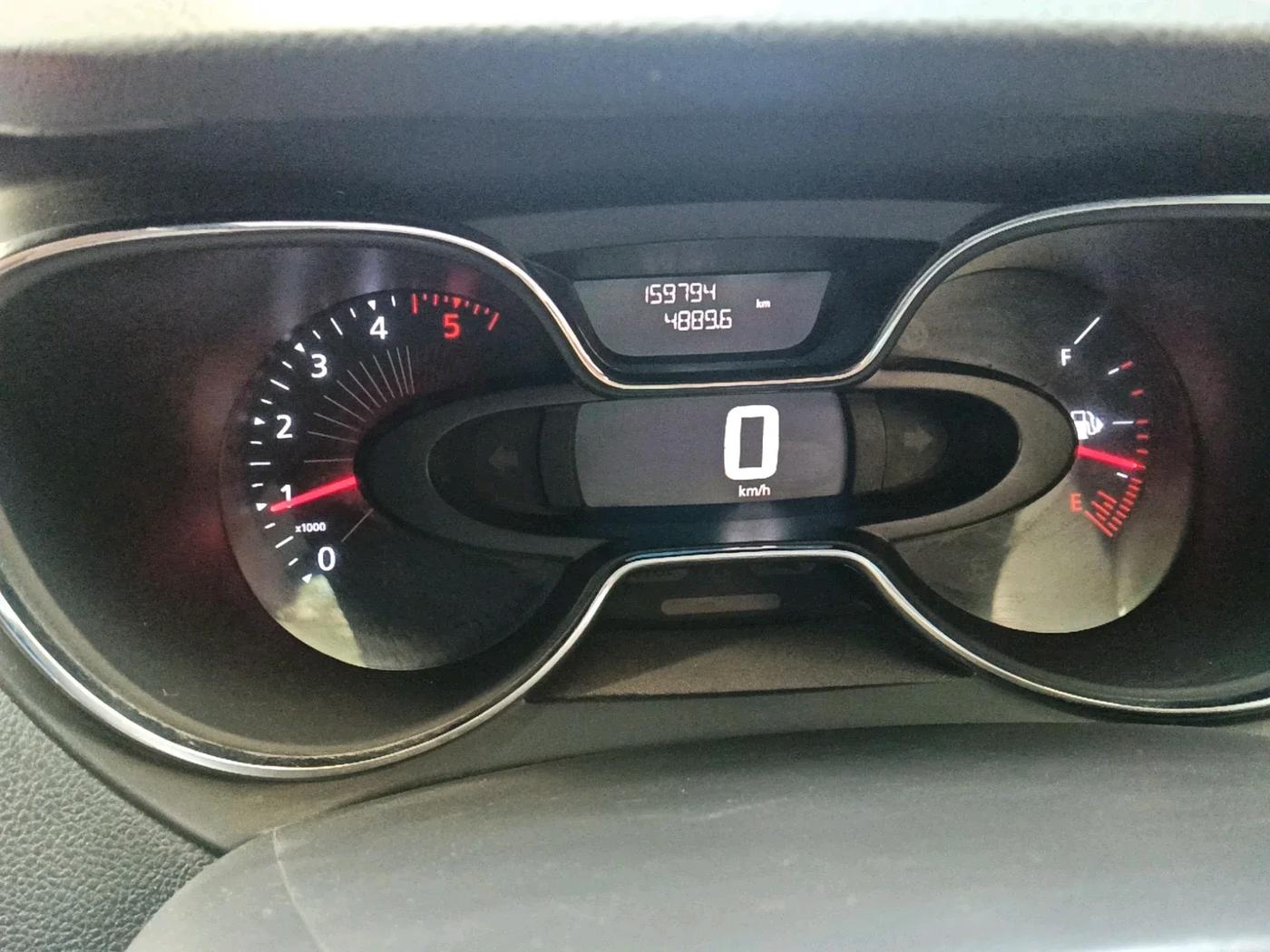 2017 Renault Captur RXT DIESEL DUAL TONE, Diesel, Manual, 1,59,794 km, interior
