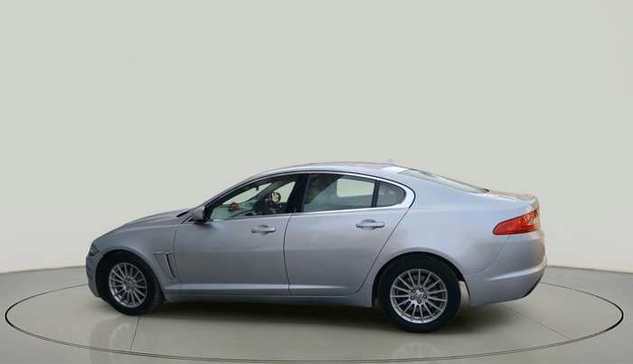 2013 Jaguar XF 2.2 DIESEL LUXURY, Diesel, Automatic, 1,41,200 km, exterior