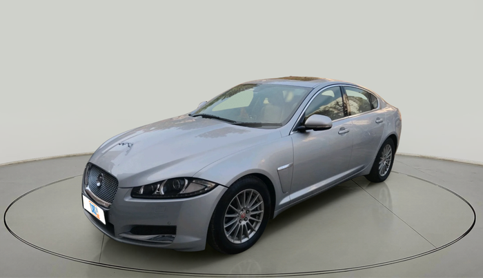 2013 Jaguar XF 2.2 DIESEL LUXURY, Diesel, Automatic, 1,41,200 km, exterior