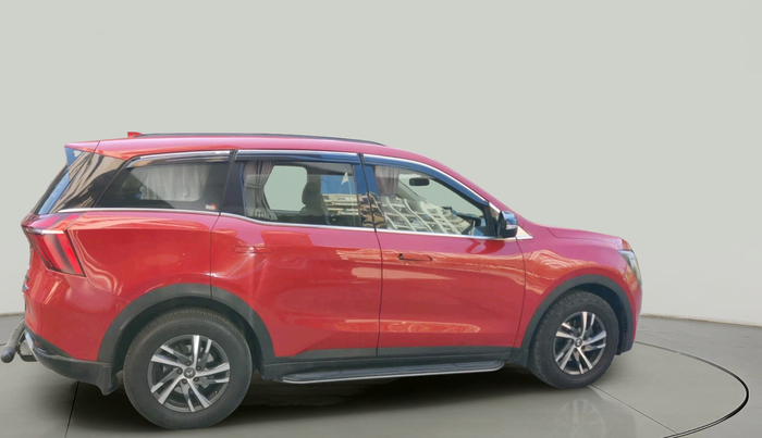 2021 Mahindra XUV700 AX 5 P MT 5 STR, Petrol, Manual, 82,971 km, exterior