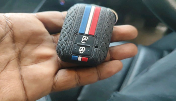 2022 Maruti Swift ZXI PLUS DUAL TONE, Petrol, Manual, 27,719 km, interior