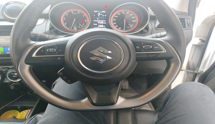 2022 Maruti Swift ZXI PLUS DUAL TONE, Petrol, Manual, 27,719 km, interior